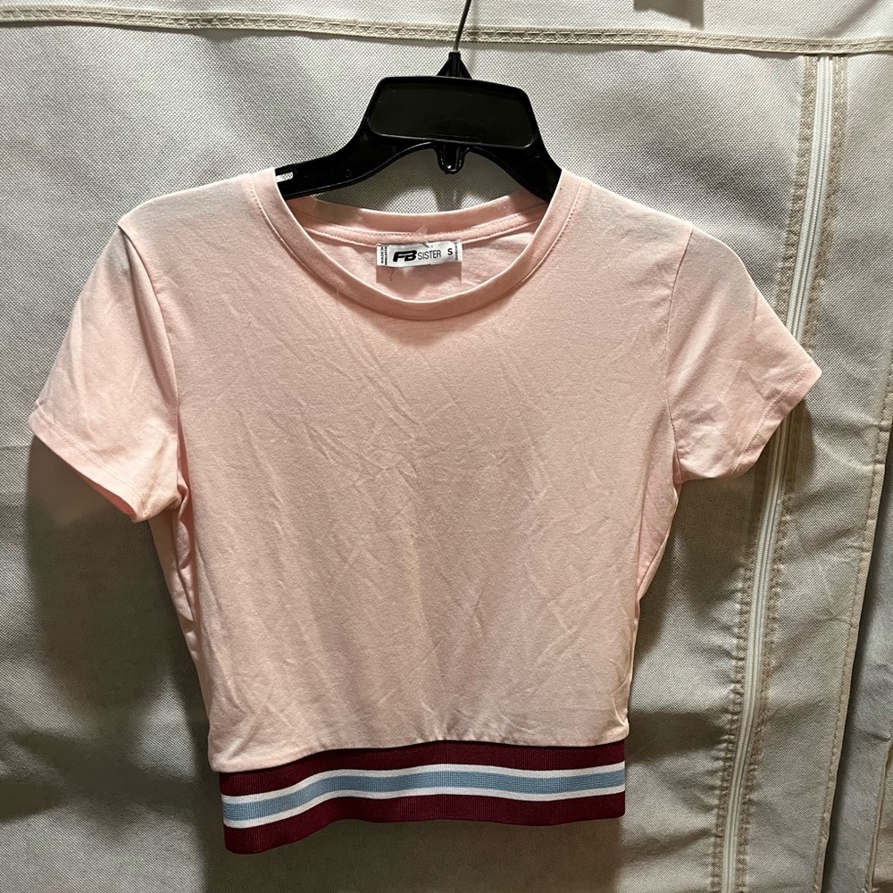 FB sister Crop top